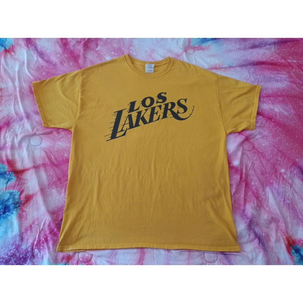 Los Angeles LA Lakers Hispanic Heritage Yellow T-shirt Men's XL Extra Large NBA
